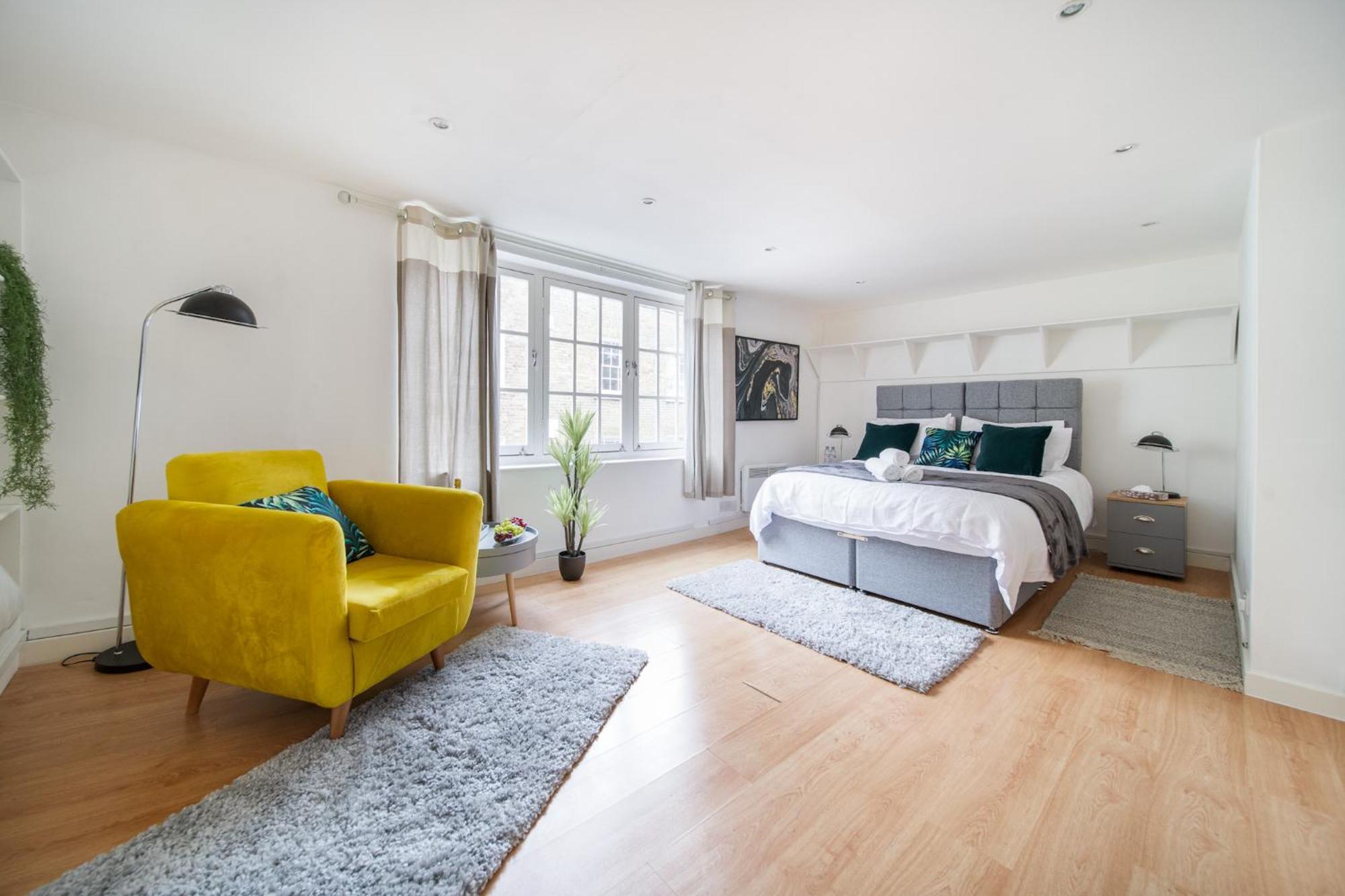 Livestay-Fabulous One Bed Apartments On Covent Garden ลอนดอน ภายนอก รูปภาพ