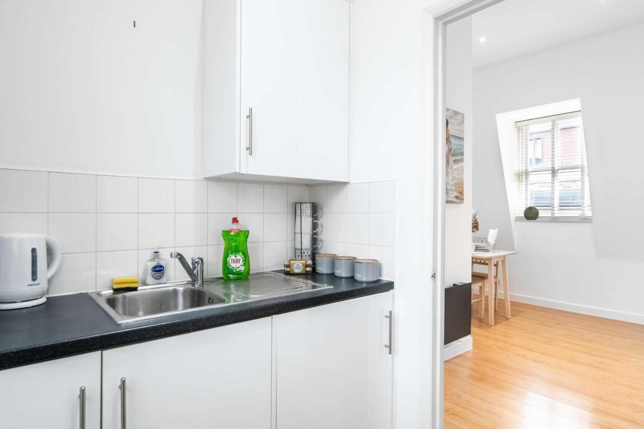 Livestay-Fabulous One Bed Apartments On Covent Garden ลอนดอน ภายนอก รูปภาพ