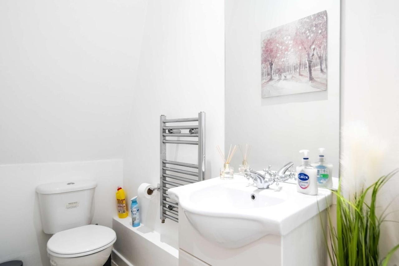 Livestay-Fabulous One Bed Apartments On Covent Garden ลอนดอน ภายนอก รูปภาพ