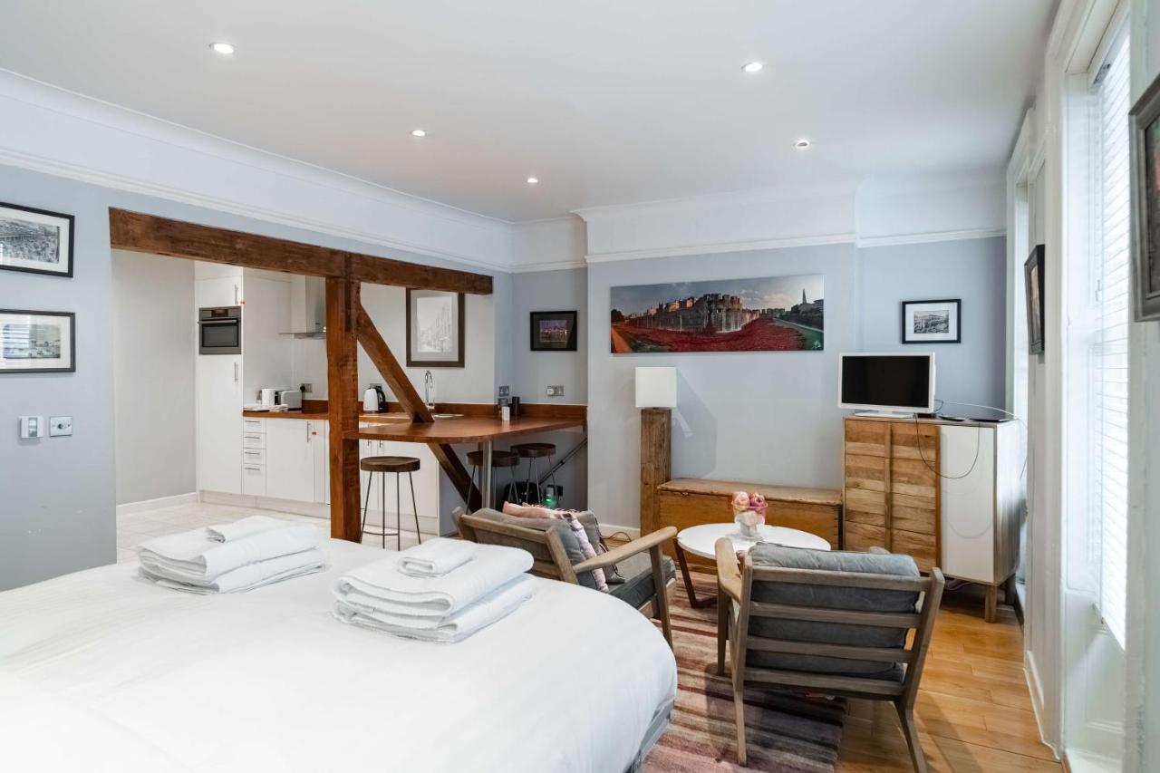 Livestay-Fabulous One Bed Apartments On Covent Garden ลอนดอน ภายนอก รูปภาพ